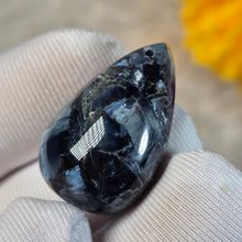 Load image into Gallery viewer, Top-Grade Pietersite Pendant – 顶级彼得石吊坠
