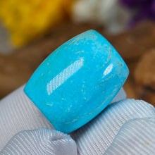 Load image into Gallery viewer, Turquoise Barrel Shaped Bead (Hubei) – 湖北绿松石桶珠路路通
