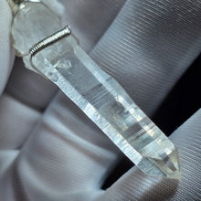 Load image into Gallery viewer, Lemurian Quartz Wire Wrapped Pendant – 雷姆利亚水晶手工绕线吊坠
