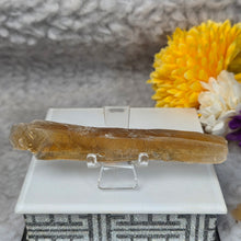 Load image into Gallery viewer, Golden Selenite Display (Spain) – 西班牙金色透石膏摆件
