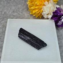 Load image into Gallery viewer, Raw Black Tourmaline Display (Brazil) – 巴西黑碧玺原石摆件
