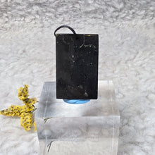 Load image into Gallery viewer, Shungite Pendant – 次石墨吊坠
