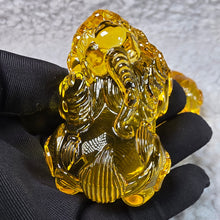 Load image into Gallery viewer, Liuli Pixiu Wealth Guardian – Fortune &amp; Protection (2 Colours Available)
