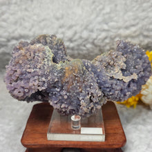 Load image into Gallery viewer, Grape Agate Display – 葡萄玛瑙矿物摆件

