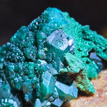 Load image into Gallery viewer, Dioptase with Malachite &amp; Chrysocolla Specimen (Congo) – 刚果翠铜矿共生孔雀石与蓝铜矿矿标
