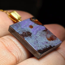 Load image into Gallery viewer, Sugilite Pendant with Chain (South Africa) – 南非舒俱来吊坠配链
