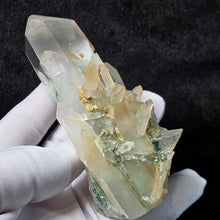 Load image into Gallery viewer, Fuchsite in Quartz (Madagascar) – 马达加斯加绿幽灵水晶
