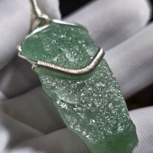 Load image into Gallery viewer, Raw Aventurine Wire Wrapped Pendant – 天然东陵石原石绕线吊坠
