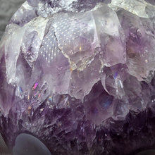 Load image into Gallery viewer, Amethyst Druzy Geode Display – 紫水晶晶簇晶洞摆件
