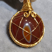 Load image into Gallery viewer, Tibetan Red Eye Agate Wire Wrapped Pendant – 西藏红眼玛瑙绕线吊坠

