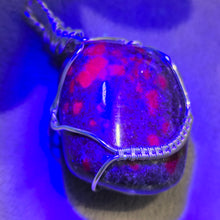 Load image into Gallery viewer, Ruby with Fuchsite &amp; Kyanite Wire Wrapped Pendant – 红宝石共生铝云母蓝晶石绕线吊坠
