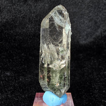Load image into Gallery viewer, Indian Himalayas Quartz Pointer – 印度喜马拉雅水晶柱
