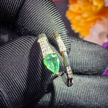 Load image into Gallery viewer, Emerald Snake Ring (Adjustable) – 祖母绿灵蛇可调节戒指
