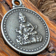 Load image into Gallery viewer, Yellow Jambhala with Cross Vajra Pendant – 黄财神十字金刚杵吊坠
