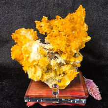 Load image into Gallery viewer, Golden Healer Quartz Cluster Display – 黄金治癒者水晶簇摆件
