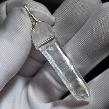 Load image into Gallery viewer, Lemurian Quartz Wire Wrapped Pendant – 雷姆利亚水晶手工绕线吊坠
