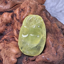 Load image into Gallery viewer, Yellow Prehnite Pendant with Carvings – 黄葡萄石雕刻吊坠
