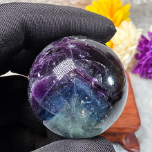 Load image into Gallery viewer, Fluorite Sphere – 萤石圆球摆件
