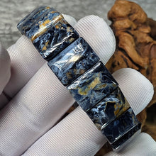 Load image into Gallery viewer, Pietersite Bracelet – 彼得石手链 (Good Grade)
