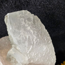 Load image into Gallery viewer, UV Fluorescent Calcite Display (Guizhou, China) – 中国贵州紫外荧光方解石摆件
