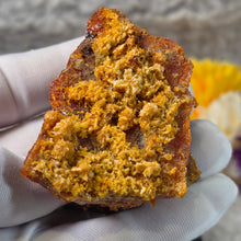 Load image into Gallery viewer, Zincite Specimen (Poland) – 波兰天然锌矿标本
