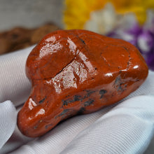 Load image into Gallery viewer, Raw Nanhong Agate – 天然南红玛瑙原石
