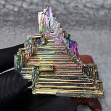 Load image into Gallery viewer, Bismuth Crystal Display – 碲铋晶体金属结晶摆件
