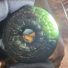 Load image into Gallery viewer, Black Nephrite Peace Buckle Pendant – 塔青和田玉平安扣
