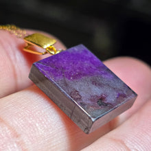 Load image into Gallery viewer, Sugilite Pendant with Chain (South Africa) – 南非舒俱来吊坠配链
