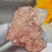 Load image into Gallery viewer, Pink Halite Specimen Display (California) – 加州粉红岩盐矿物标本摆件
