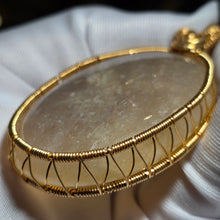 Load image into Gallery viewer, Blue Sheen Moonstone Wire Wrapped Pendant – 蓝光月光石绕线吊坠
