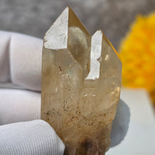 Load image into Gallery viewer, Natural Citrine Specimen (Congo) – 刚果天然黄水晶矿标
