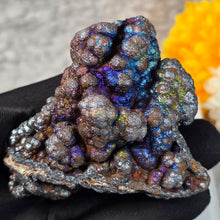 Load image into Gallery viewer, Iridescent Goethite (Leklai) Display – 彩虹针铁矿（力泥）摆件
