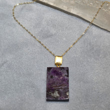 Load image into Gallery viewer, Sugilite Pendant with Chain (South Africa) – 南非舒俱来吊坠配链
