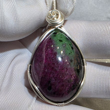 Load image into Gallery viewer, Ruby Zoisite Wire Wrapped Pendant – 红绿宝绕线吊坠
