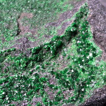 Load image into Gallery viewer, Uvarovite Garnet (Russia)
