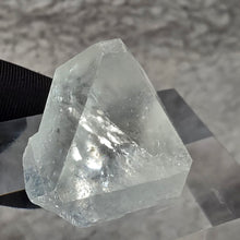 Load image into Gallery viewer, Apophyllite Pyramid Pointer Specimen – Clarity &amp; Light Energy
