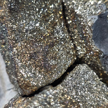 Load image into Gallery viewer, Rainbow Pyrite Specimen Display (Russia) – 俄罗斯彩虹黄铁矿标本摆件
