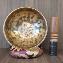 Load image into Gallery viewer, Full Moon Brass Singing Bowl – 满月黄铜颂钵

