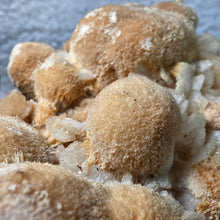 Load image into Gallery viewer, Thomsonite Specimen – Natural Zeolite Crystal Display
