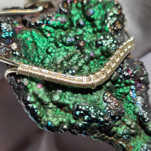 Load image into Gallery viewer, Iridescent Goethite Wire Wrapped Pendant – 彩虹针铁矿绕线吊坠
