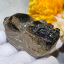 Load image into Gallery viewer, Green Phantom Pixiu Carving Display – 绿幽灵貔貅摆件
