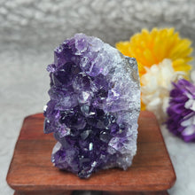 Load image into Gallery viewer, Unpolished Amethyst Display – 天然紫水晶原石摆件
