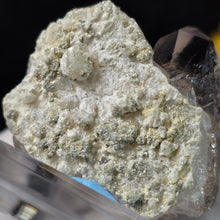 Load image into Gallery viewer, Clear Quartz Specimen (Green Ridge, Washington, USA) – 美国华盛顿州 Green Ridge 天然透明水晶矿物标本
