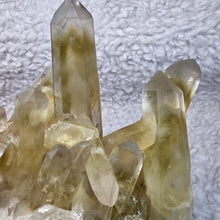 Load image into Gallery viewer, Natural Citrine Cluster – 天然黄水晶簇
