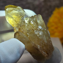 Load image into Gallery viewer, Natural Citrine Specimen (Congo) – 刚果天然黄水晶矿标
