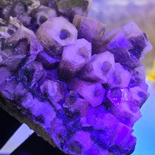 Load image into Gallery viewer, Columnar Calcite Specimen (Fujian, China) – 中国福建柱状方解石矿标
