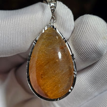Load image into Gallery viewer, Rutilated Quartz Pendant – 发晶吊坠
