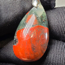 Load image into Gallery viewer, Chicken Blood Stone Pendant – 鸡血石吊坠
