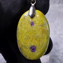Load image into Gallery viewer, Atlantisite Pendant – 亚特兰蒂斯石吊坠
